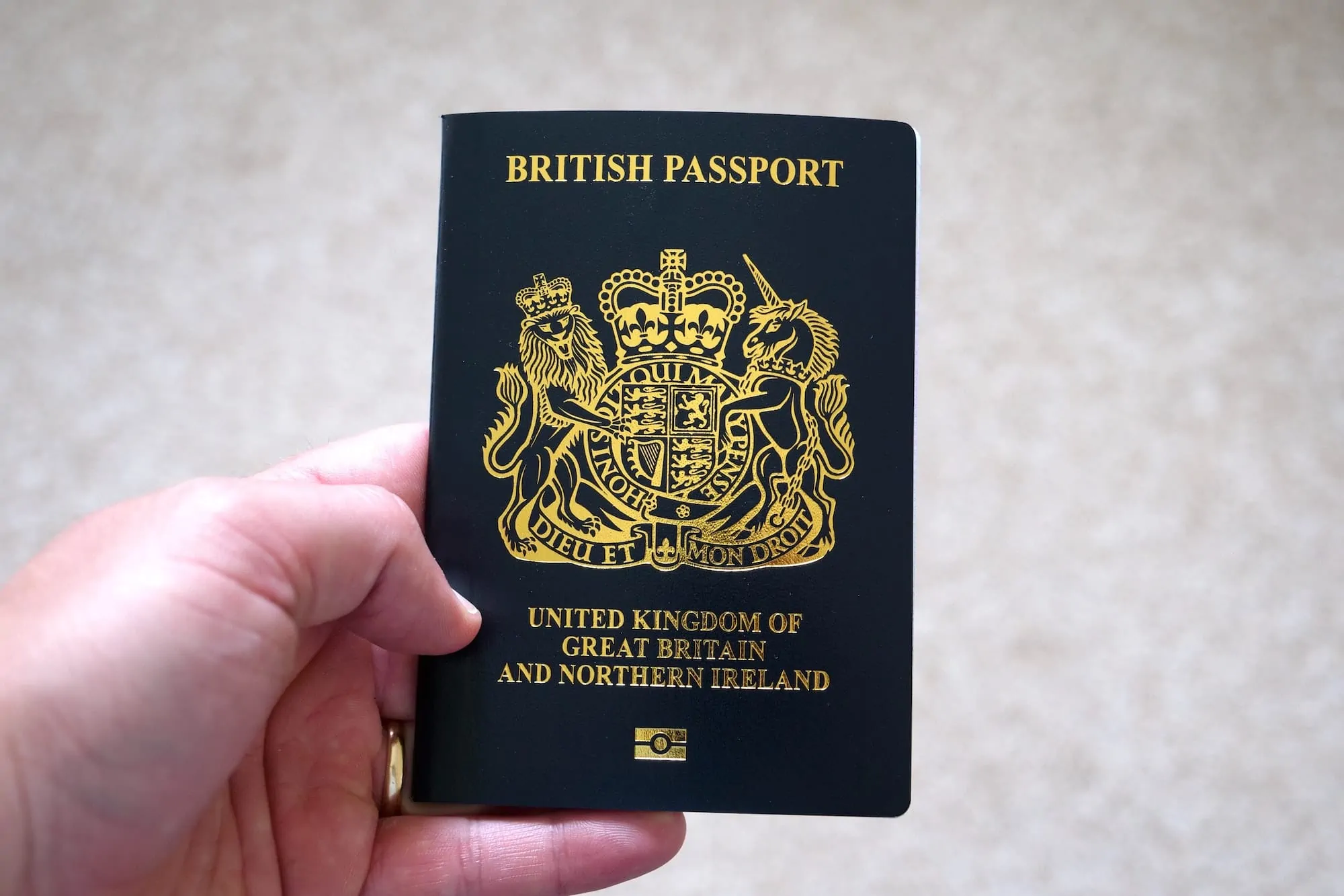 renew-uk-passport-online