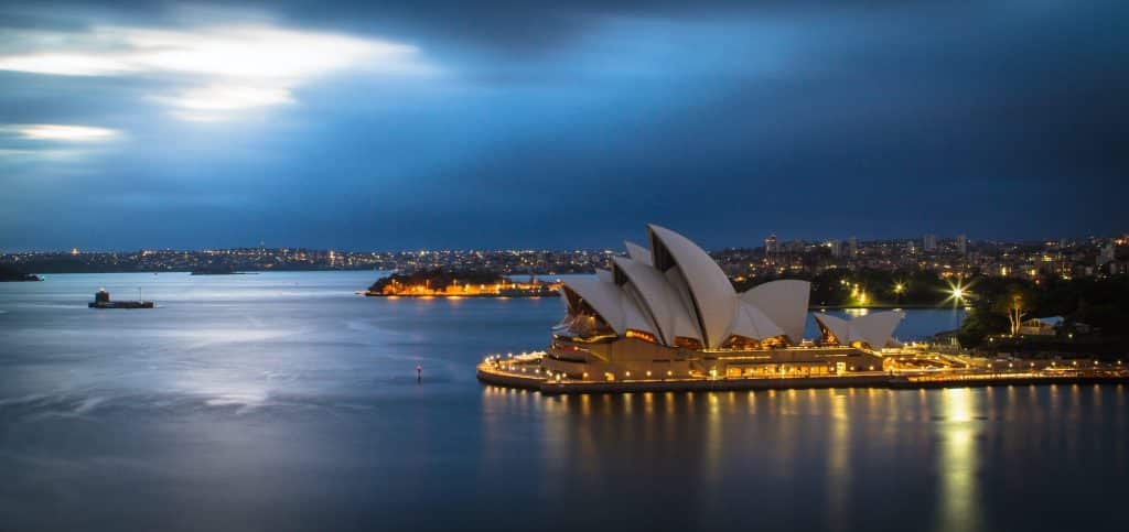 Applying for a UK passport from Australia | The Expert’s Guide